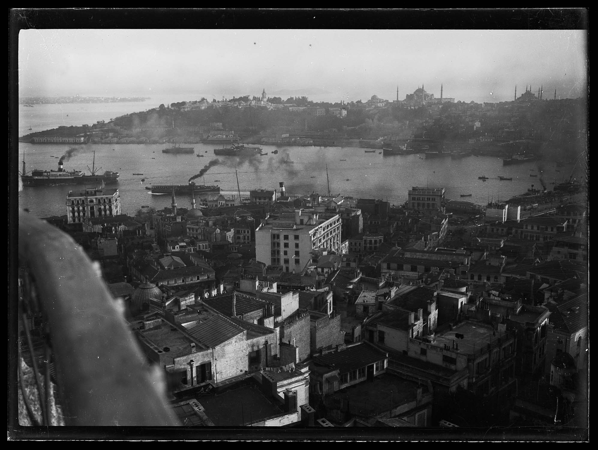 Vue d'ensemble depuis le sommet de la tour de Galata